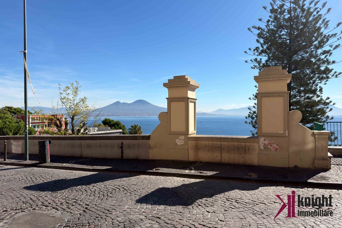 Apartment in Naples, Campania, Italy 5 - 19147203