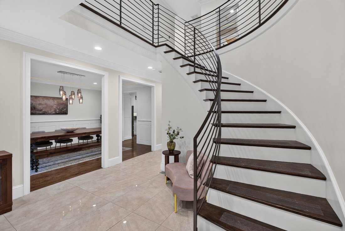 House in Newton, Massachusetts, United States 4 - 19148811