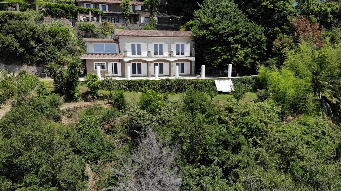 Villa in Castel Gandolfo, Lazio, Italia 1 - 19148795