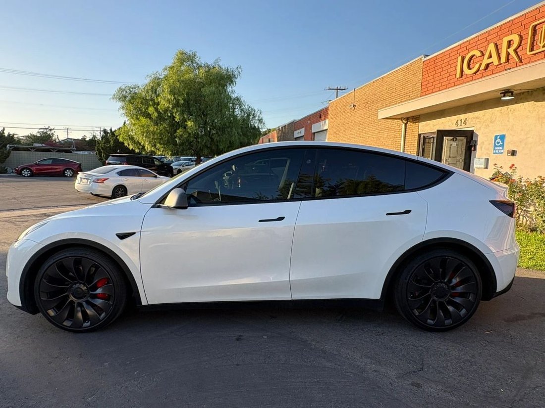 Suv in Arcadia, CA, United States 3 - 19145762