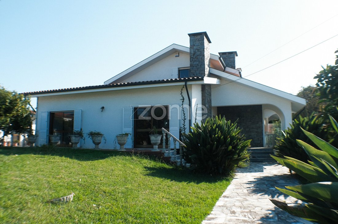 Casa en São Félix da Marinha, Distrito de Oporto, Portugal 1 - 19148587