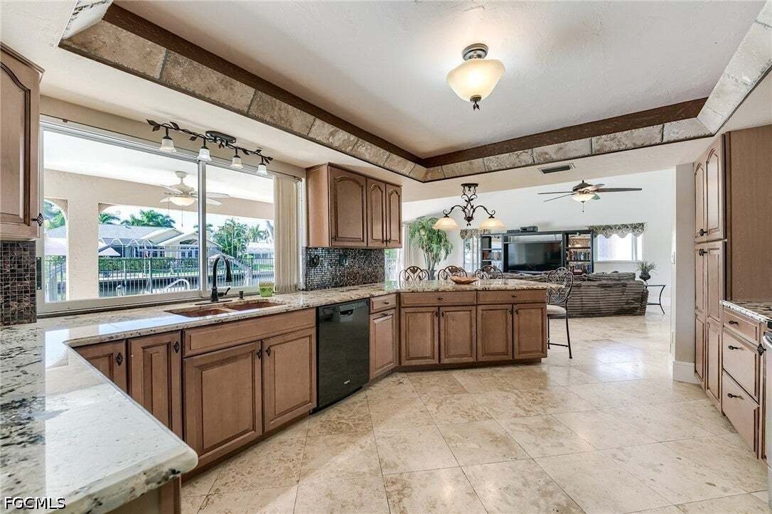 Haus in Cape Coral, Florida, Vereinigte Staaten 3 - 19146813