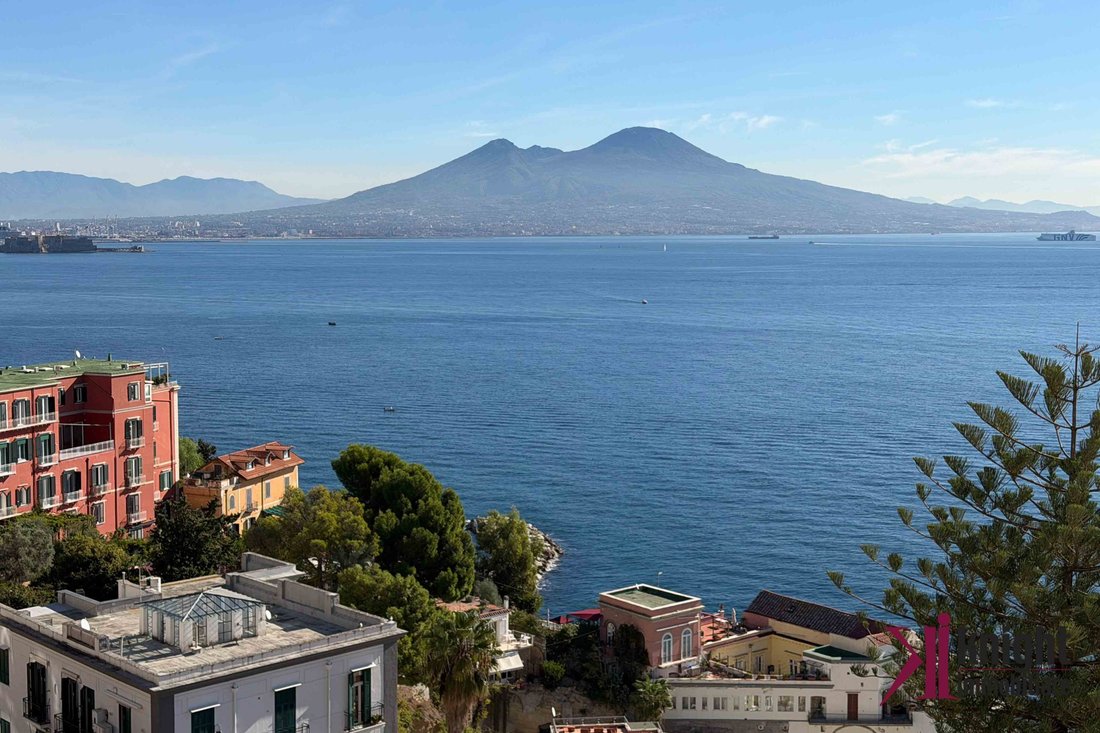 Apartment in Naples, Campania, Italy 1 - 19147203