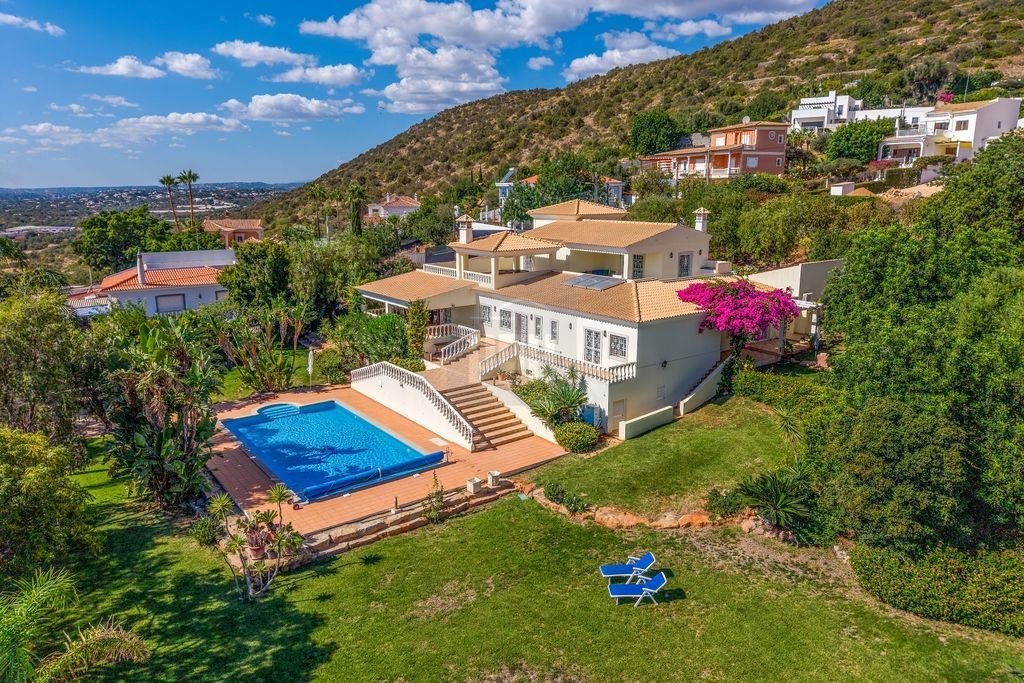 Villa in Loule (Sao Sebastiao), Algarve, Portugal 1 - 19148521