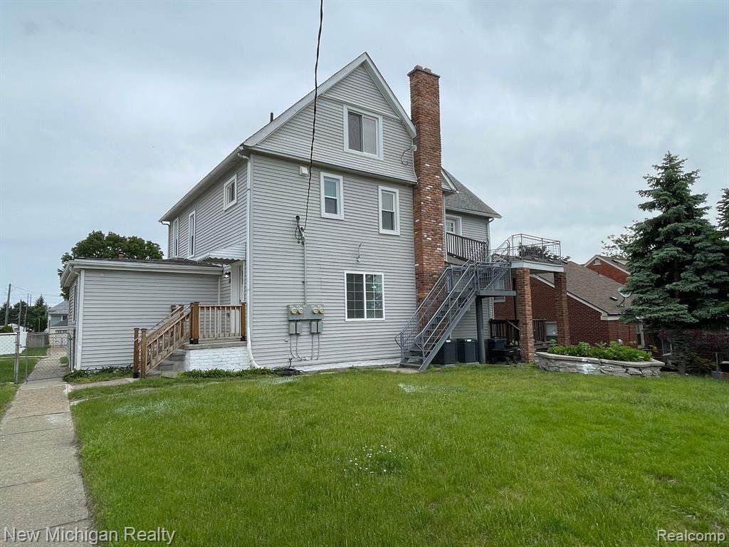 Wyandotte, Michigan, United States 4 - 19147565