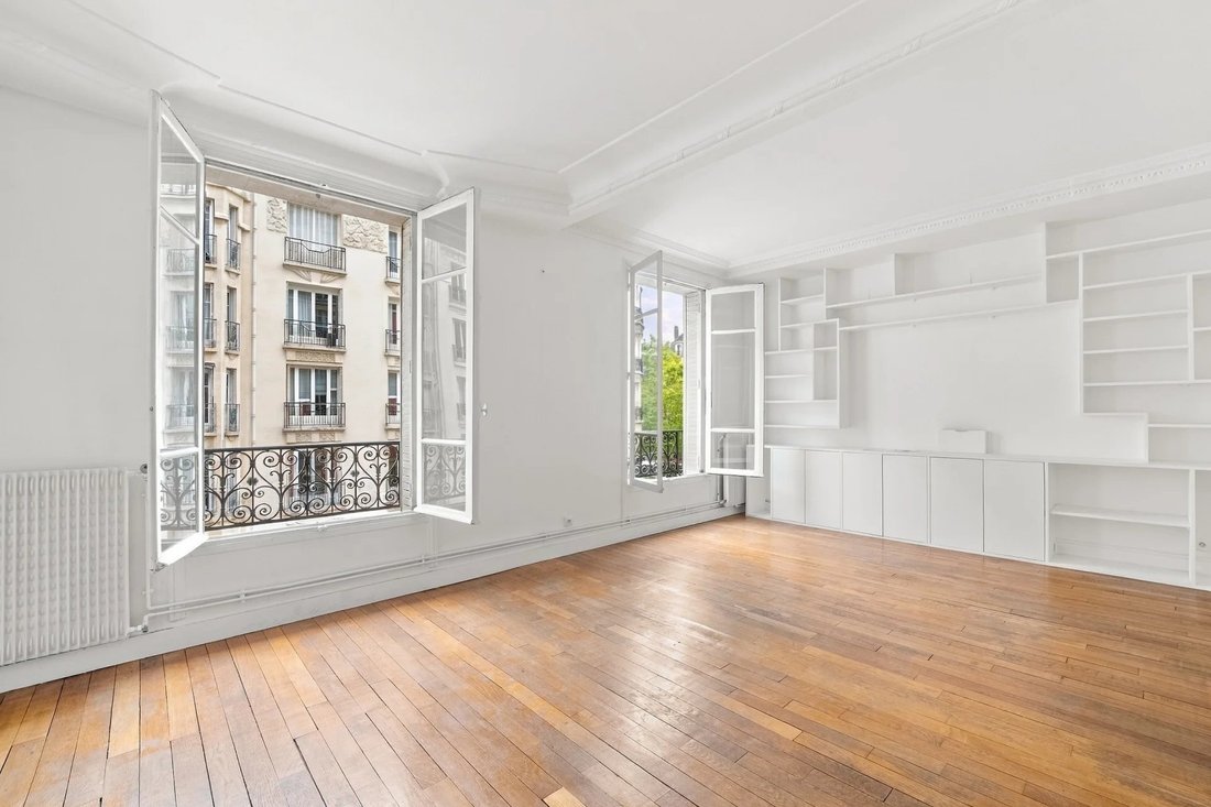 Apartment in Champerret-Berthier, Paris 17e Arrondissement, Paris 1 - 19145422