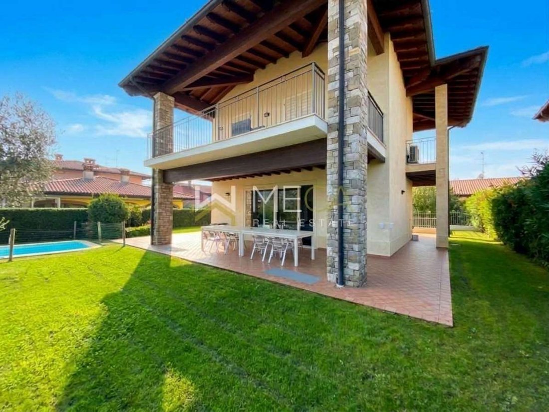 Villa in Manerba del Garda, Lombardei, Italien 2 - 19147054