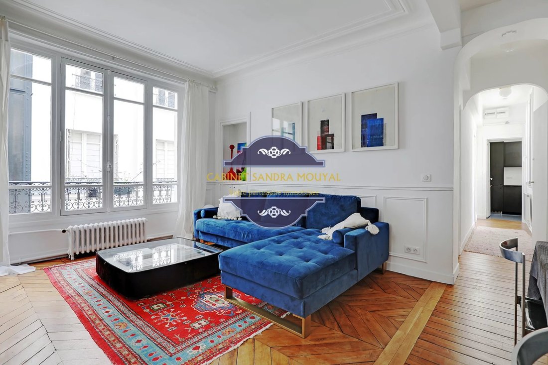Apartment in Clichy-Trinité, Paris 9e Arrondissement, Paris 2 - 12402098