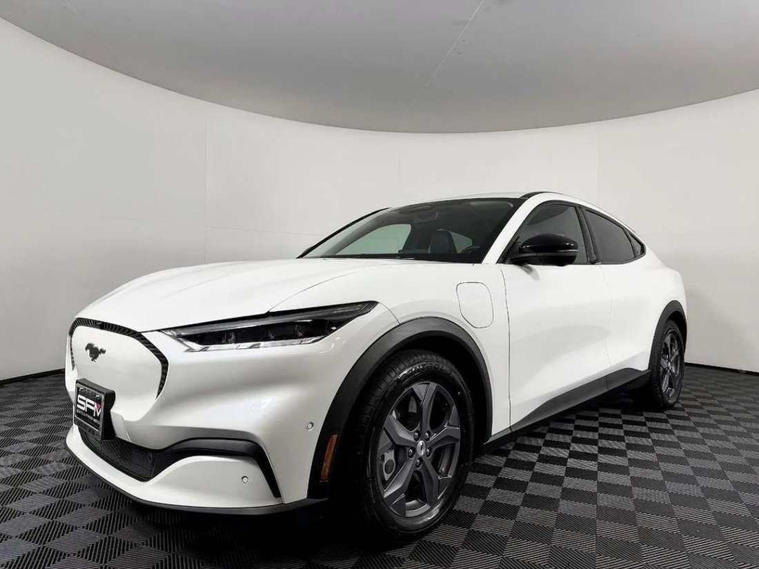 Suv in Lynnwood, WA, United States 2 - 19148907