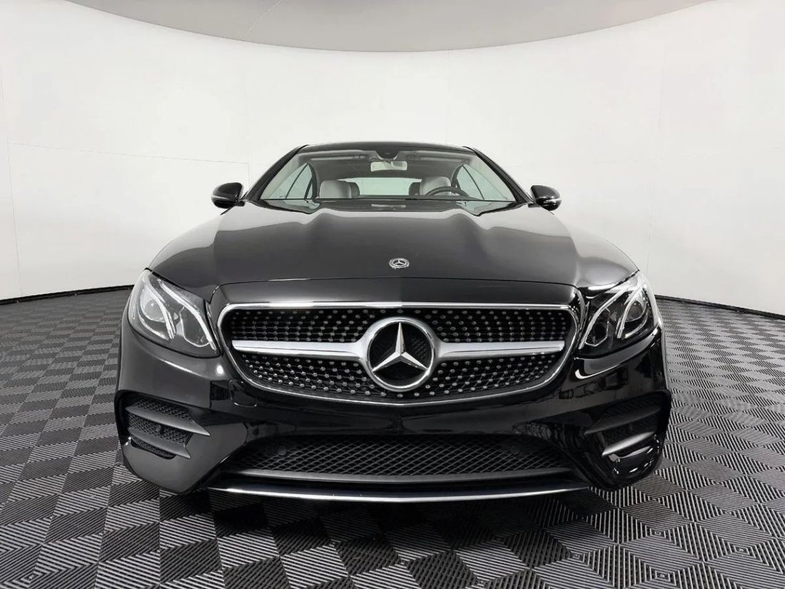 Coupe in Lynnwood, WA, United States 4 - 19149001