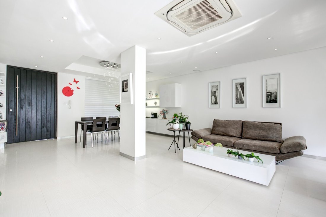 Wohnung in Inanda, Sandton, Gauteng 4 - 19146036