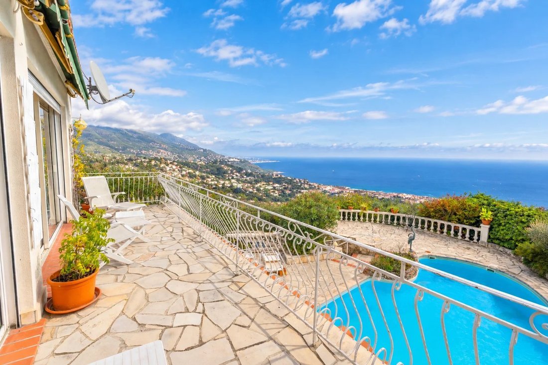 Villa à Menton, Provence-Alpes-Côte d'Azur, France 3 - 19148254