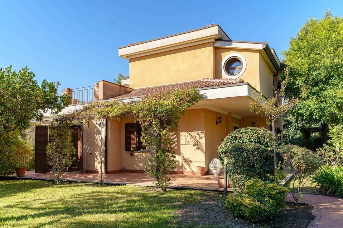 Villa in Trecastagni, Sizilien, Italien 1 - 19148207