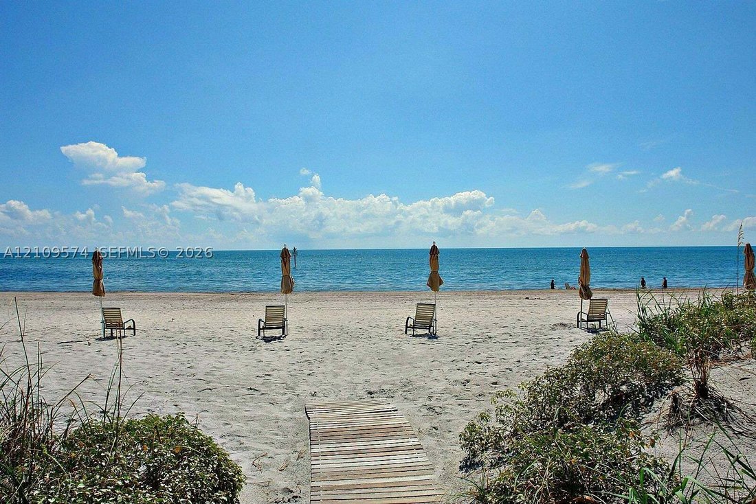 Eigentumswohnung in Key Biscayne, Florida, Vereinigte Staaten 2 - 19147220