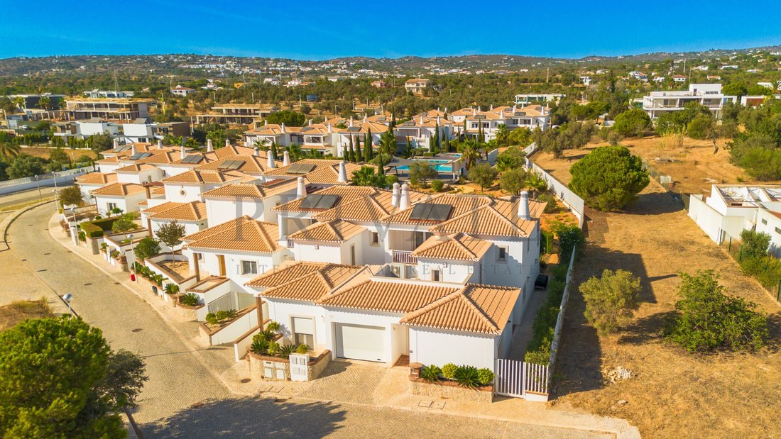 House in Quarteira, Algarve, Portugal 4 - 19148709