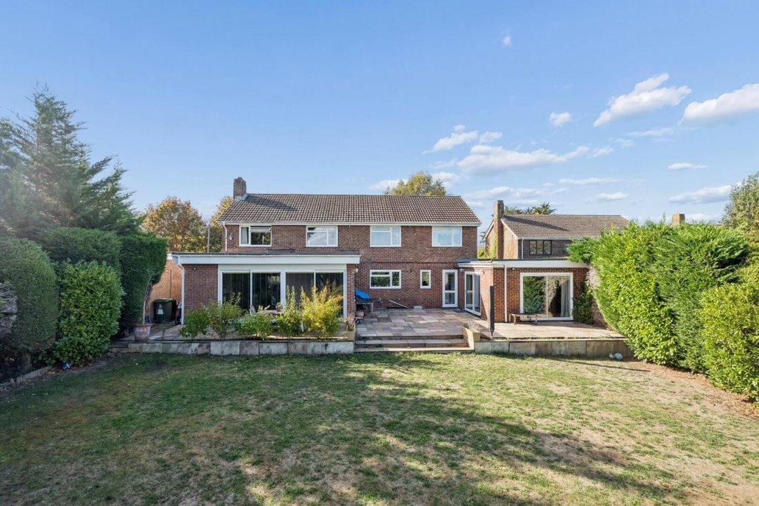 House in Maidenhead, England 1 - 19147015