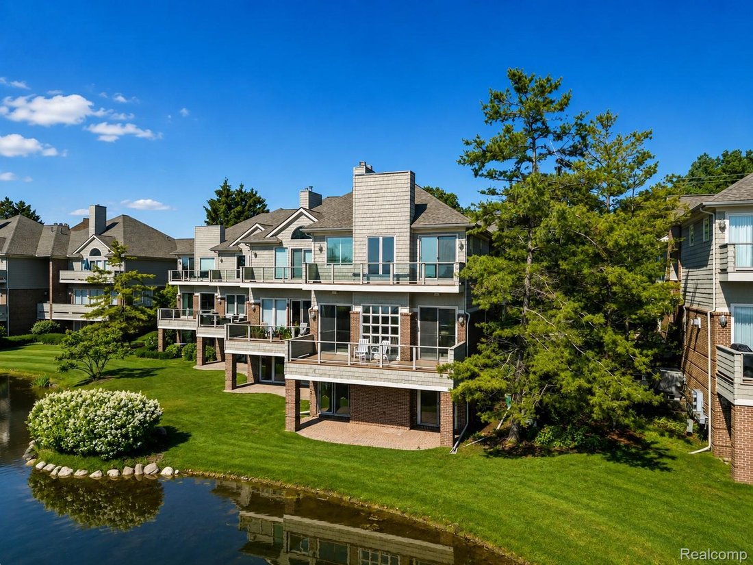 Appartement à West Bloomfield Township, Michigan, États-Unis 1 - 19145879