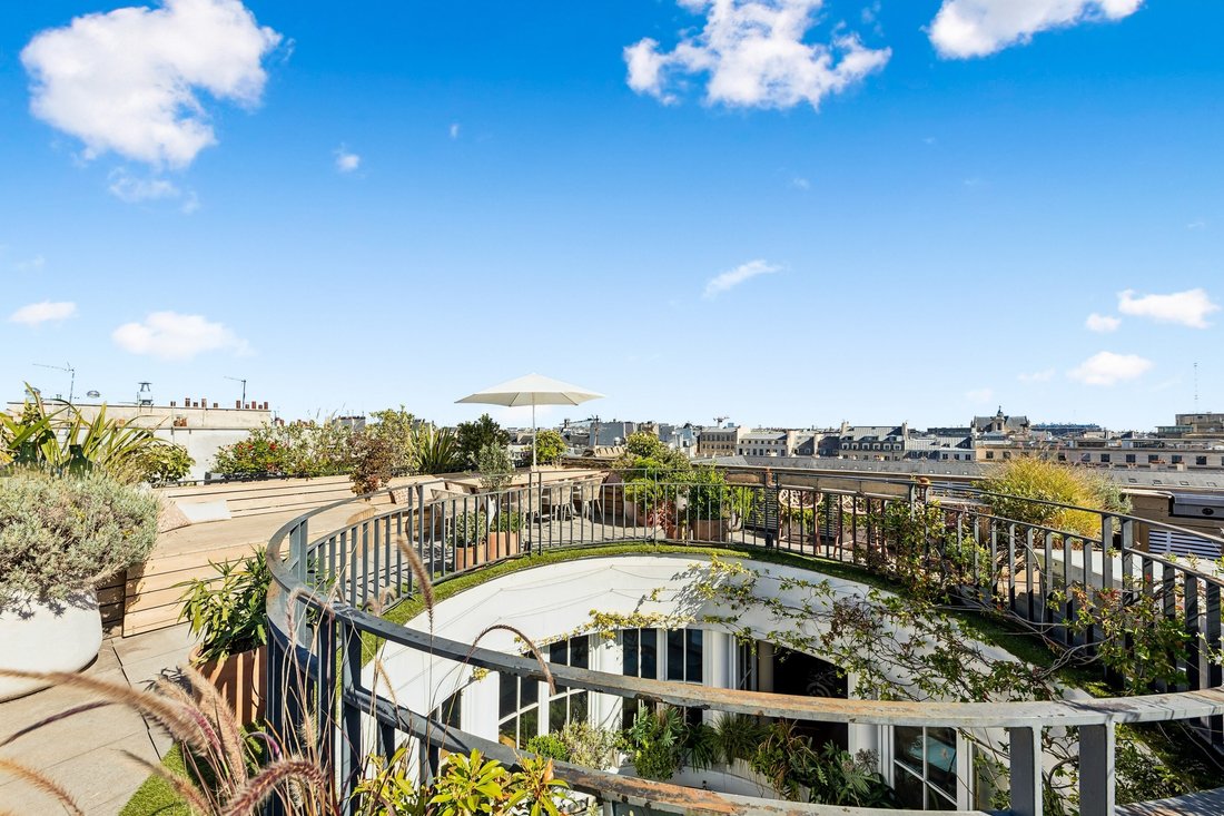Apartment in Saint Germain l'Auxerrois, Paris 1er Arrondissement, Paris 2 - 19148596