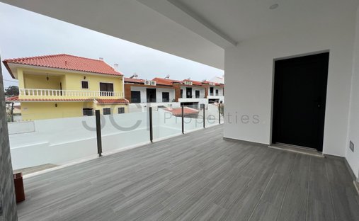 Casa en Charneca de Caparica y Sobreda, Setúbal Municipality, Portugal 1