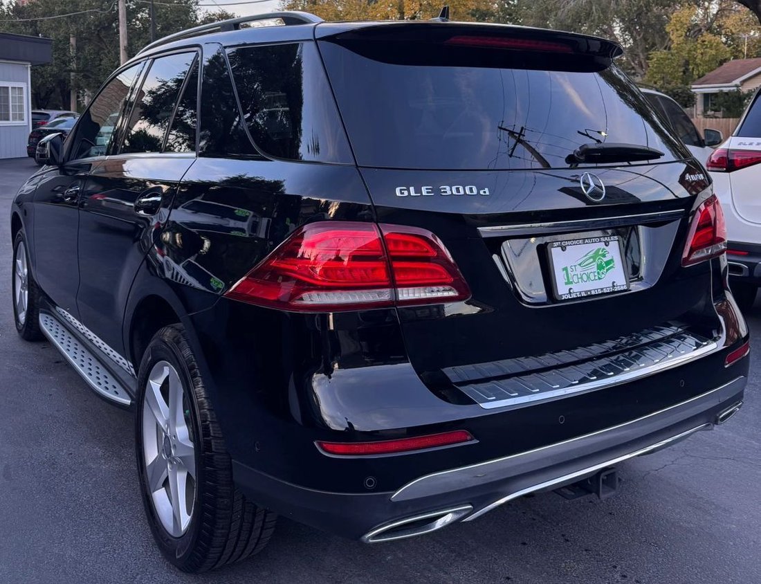 Suv in Joliet, IL, United States 5 - 19145782
