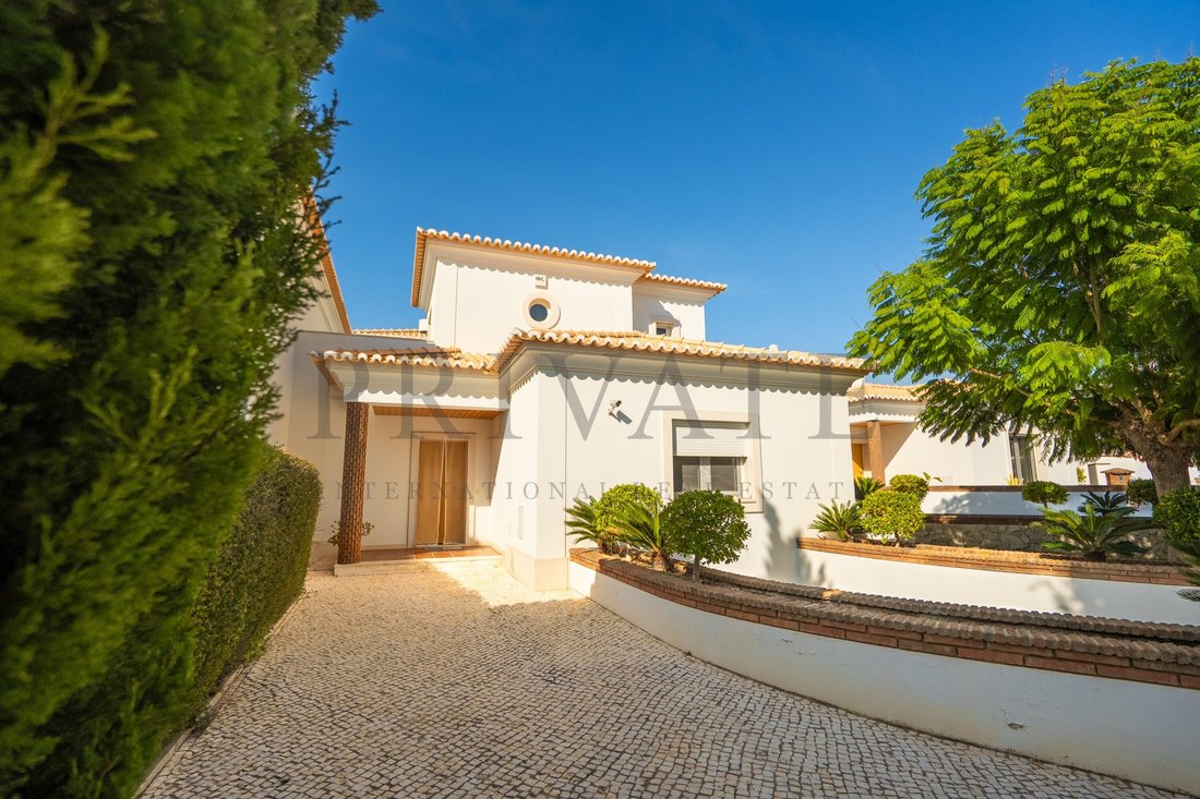 House in Quarteira, Algarve, Portugal 2 - 19148670