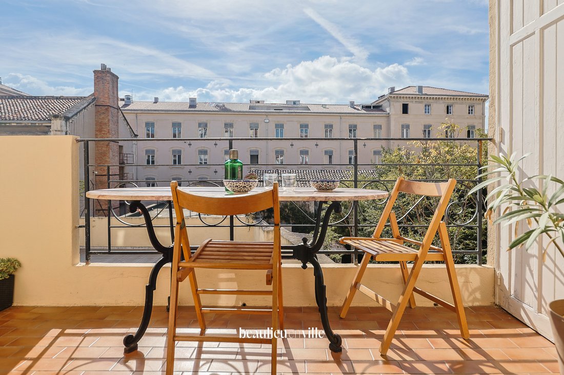 Apartment in Castellane, 6e Arrondissement, Marseille 3 - 19148147
