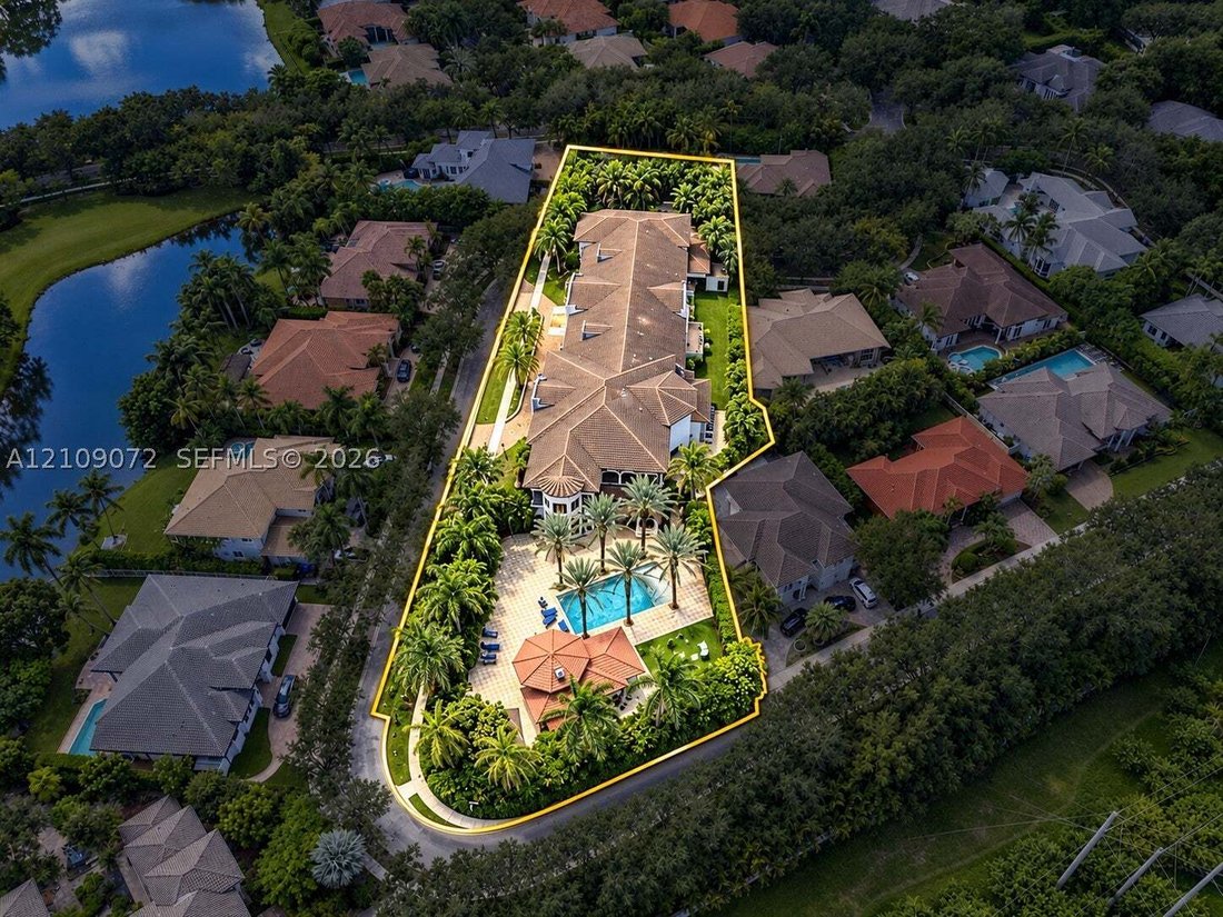 House in Hollywood, Florida, United States 1 - 19147177