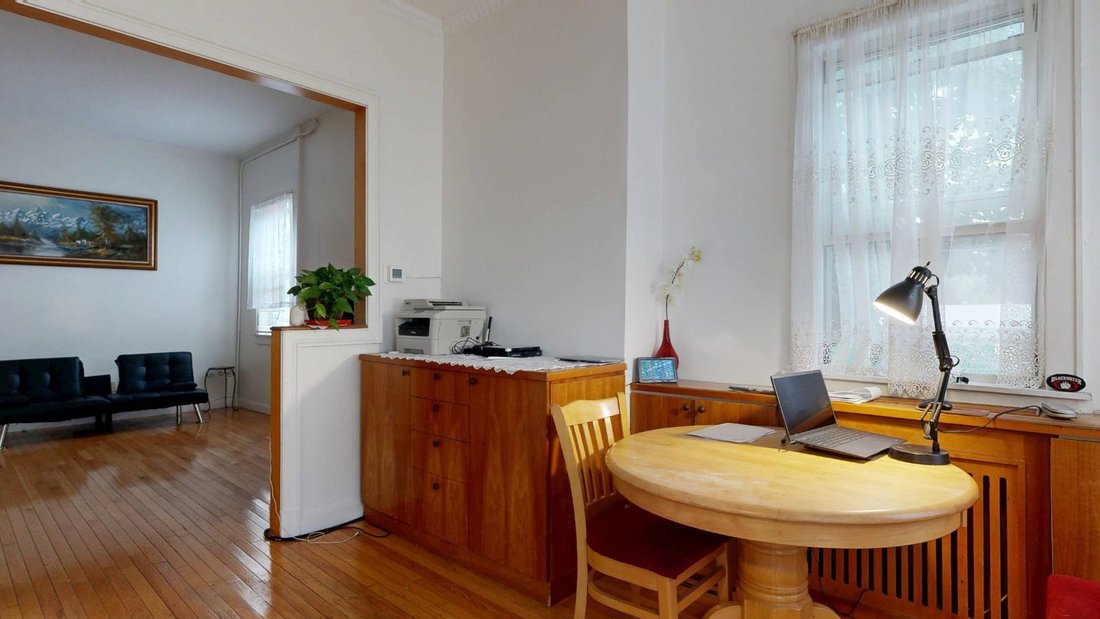House in New York, New York, United States 3 - 19146685