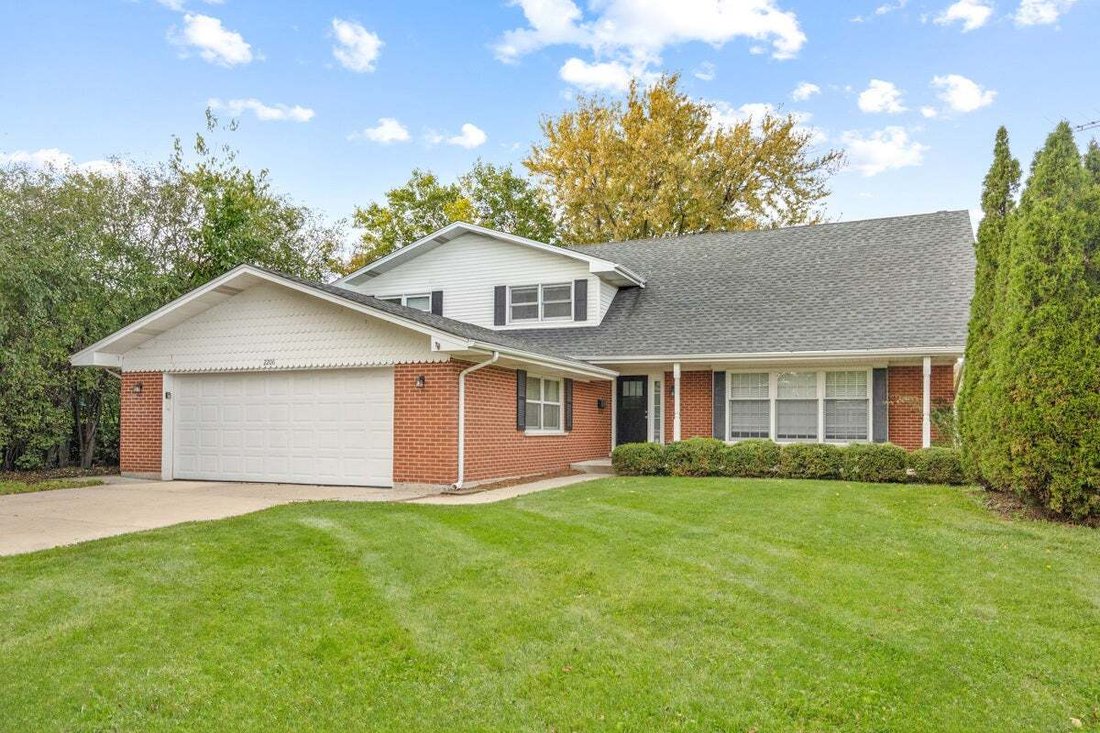 House in Mount Prospect, Illinois, United States 1 - 19140313