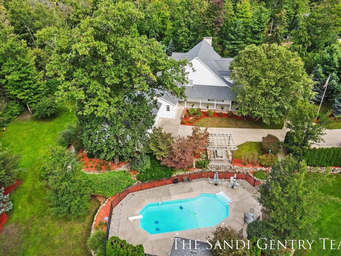 House in Fruitport Charter Township, Michigan, United States 5 - 19147594