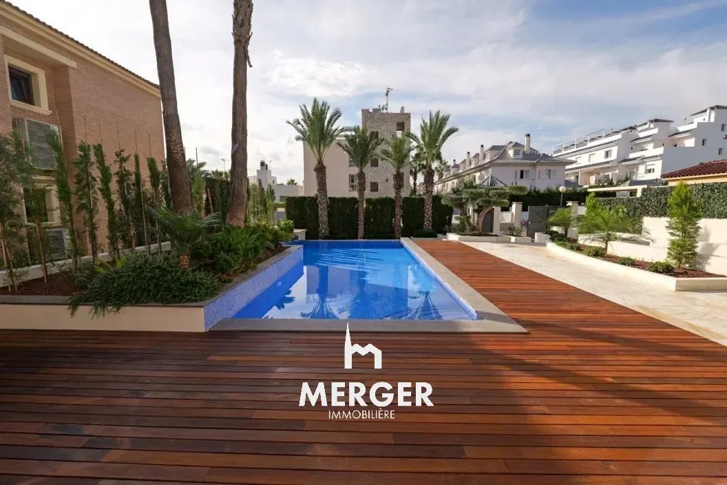 Villa a Torrevieja, Comunità Valenzana, Spagna 2 - 19145486