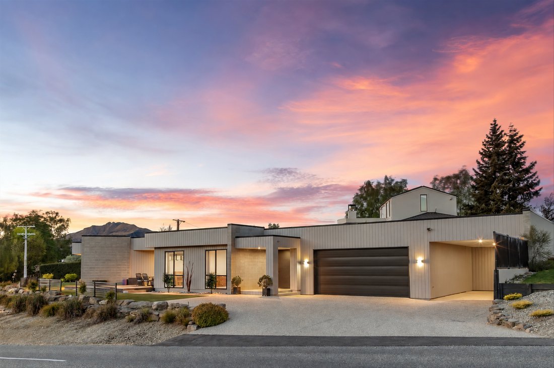 House in Wanaka, Otago, New Zealand 1 - 19148763