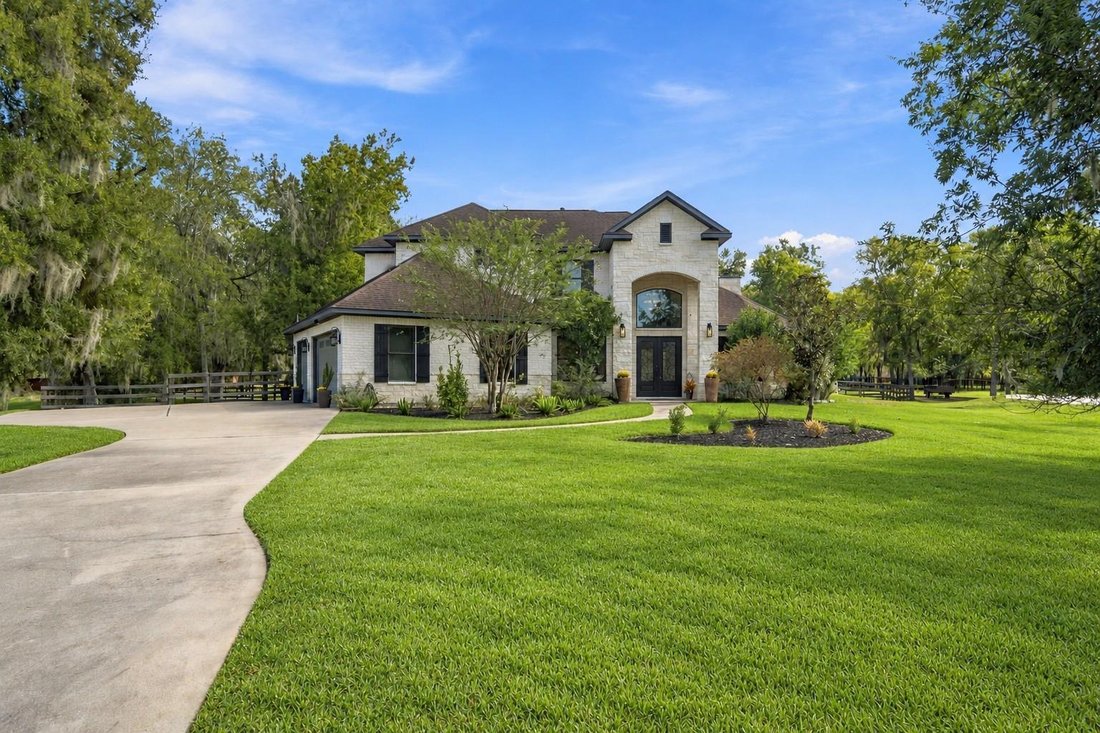 House in Fulshear, Texas, United States 2 - 19148027