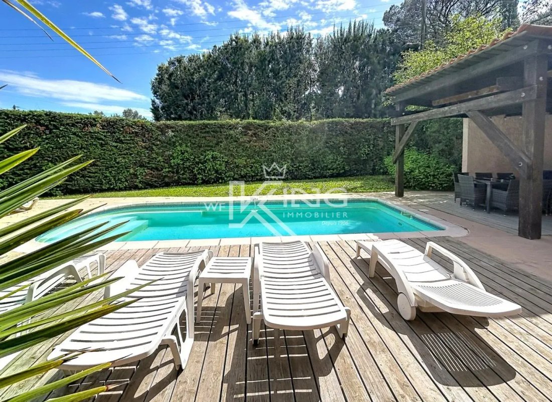 Villa in Le Dramont-Agay-Anthéor-Le Trayas, Saint-Raphaël, France 4 - 19141050