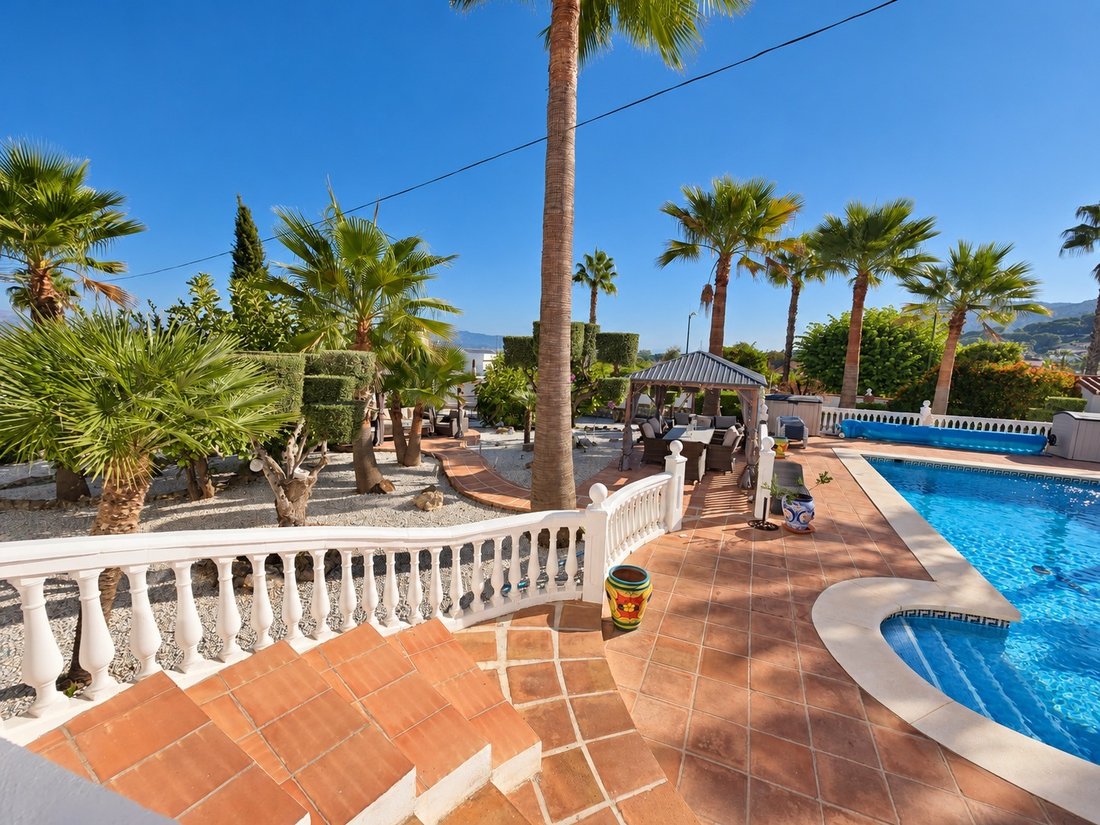 Villa a Alhaurín de la Torre, Andalusia, Spagna 4 - 19147419