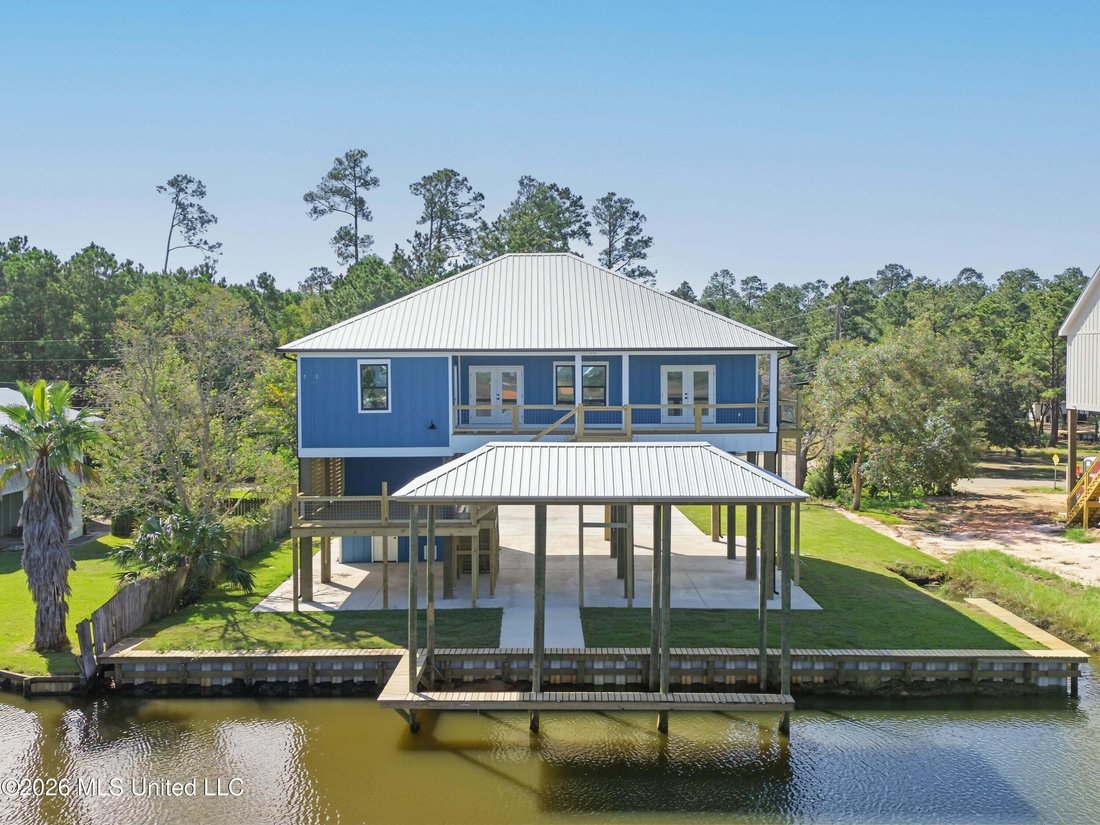 House in Bay St. Louis, Mississippi, United States 3 - 19147093