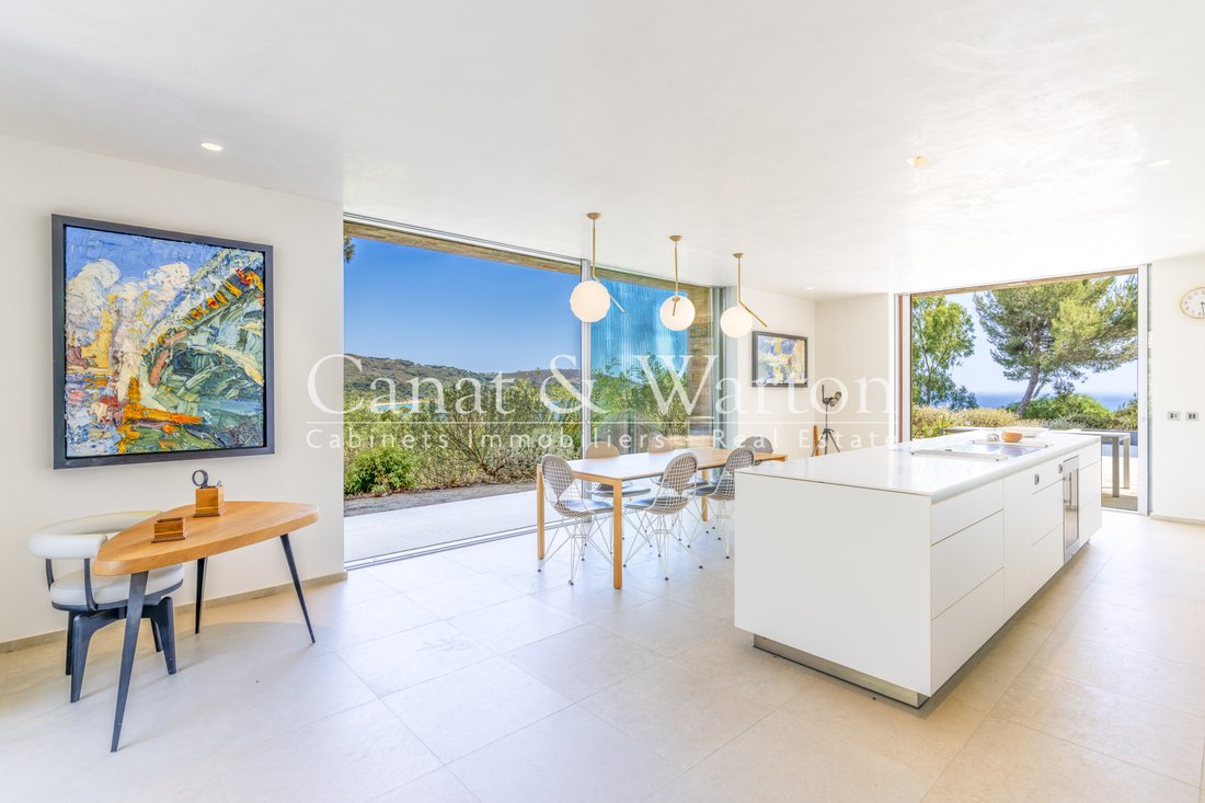 Villa in Rayol-Canadel-sur-Mer, Provence-Alpes-Côte d'Azur, France 5 - 18313710