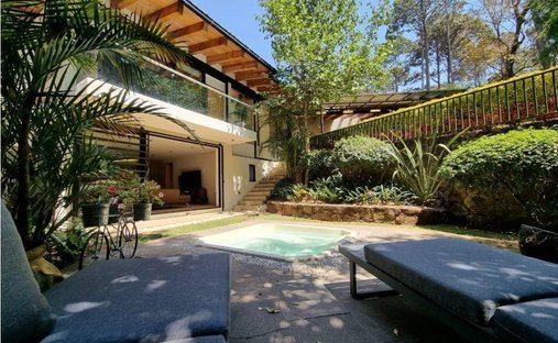Casa en Valle de Bravo, Estado de México, México 1