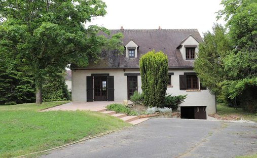House in Centre, Tournan-en-Brie, France 1
