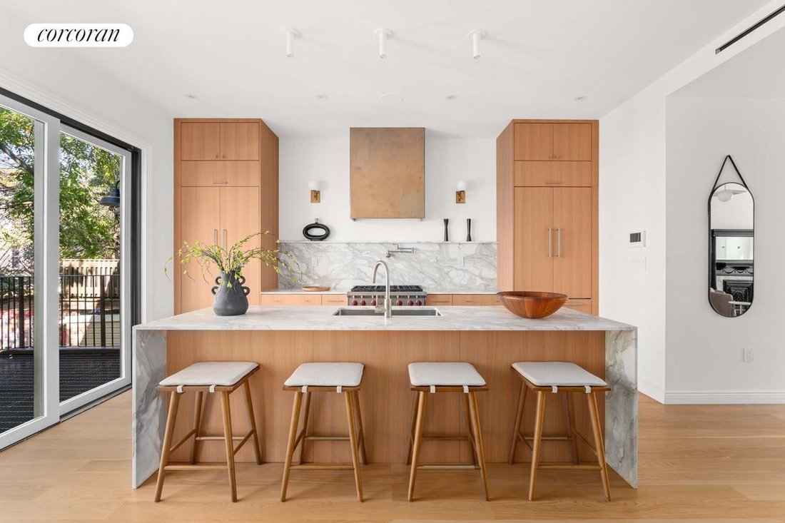 House in New York, New York, United States 4 - 19145518