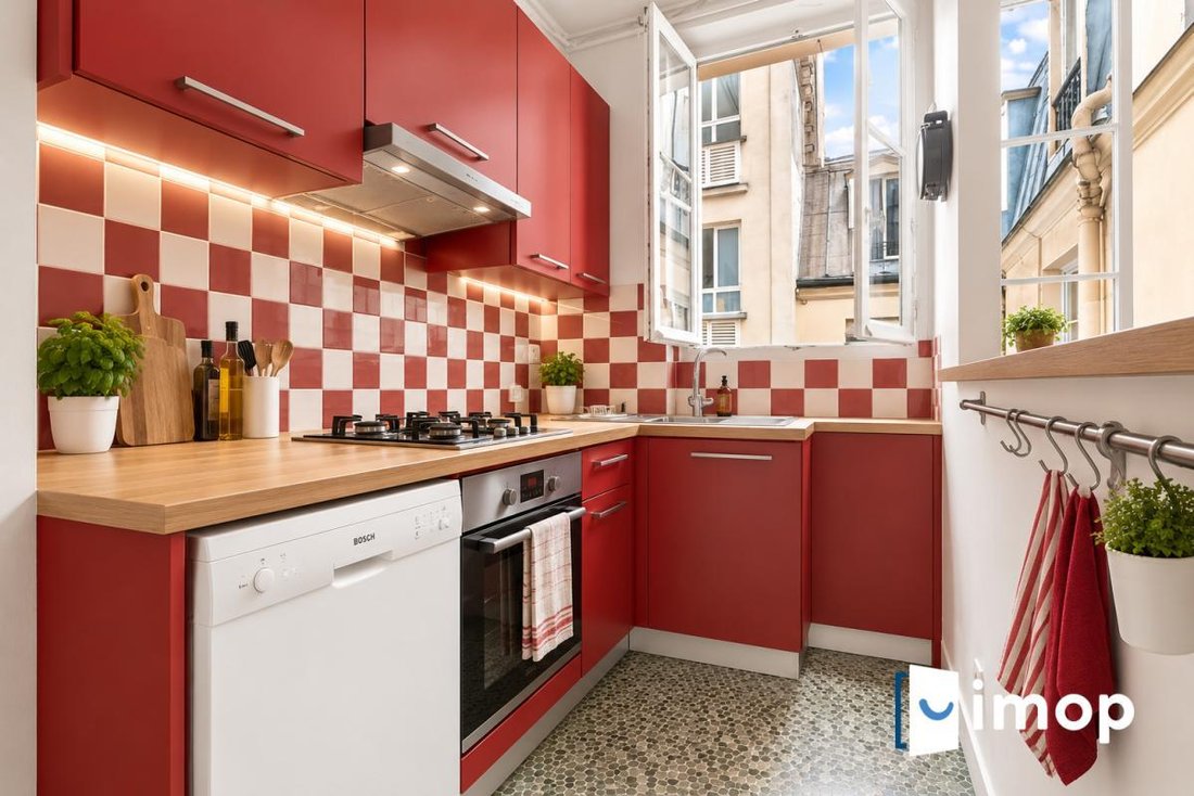 Apartment in Sainte Avoie, Paris 3e Arrondissement, Paris 4 - 19148425