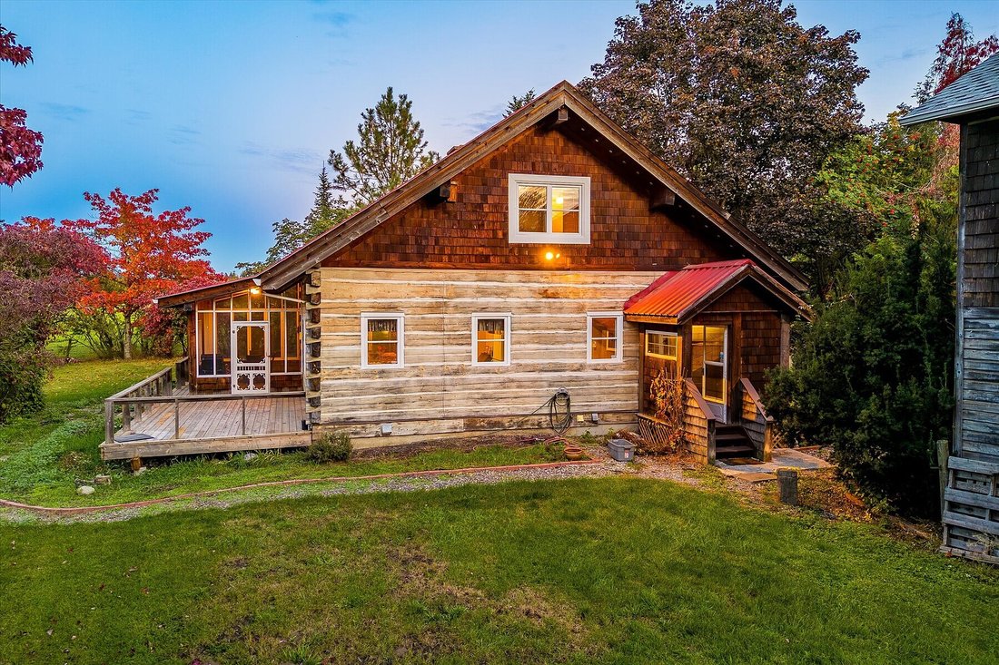 Casa a Coldstream, Columbia Britannica, Canada 2 - 19146432