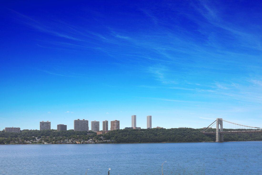 New York, New York, United States 2 - 19148321