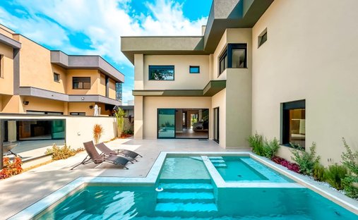 Haus in São José dos Campos, São Paulo, Brasilien 1