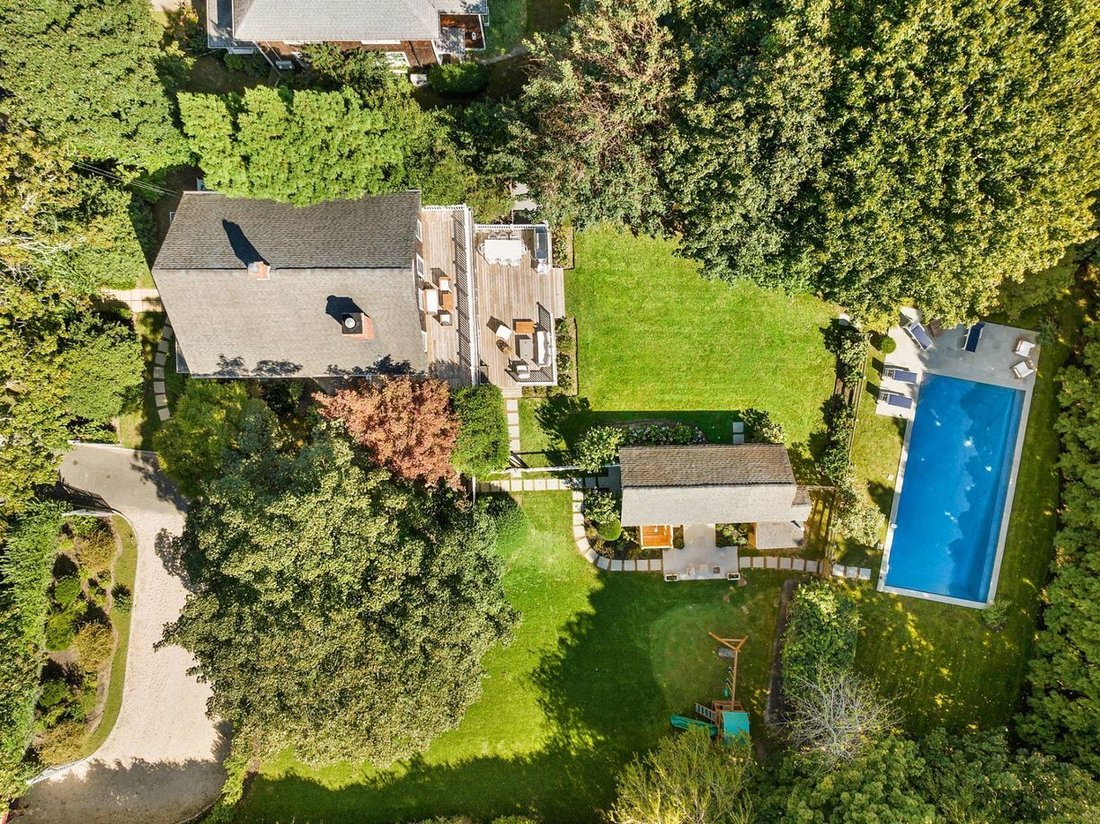 House in Southampton, New York, United States 1 - 19146628