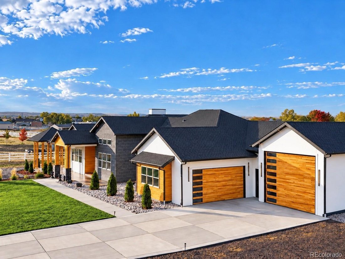 House in Lochbuie, Colorado, United States 2 - 19146081
