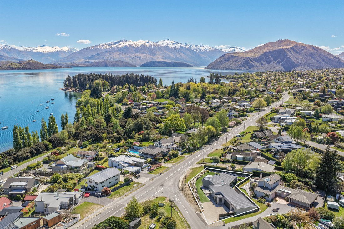 House in Wanaka, Otago, New Zealand 5 - 19148763