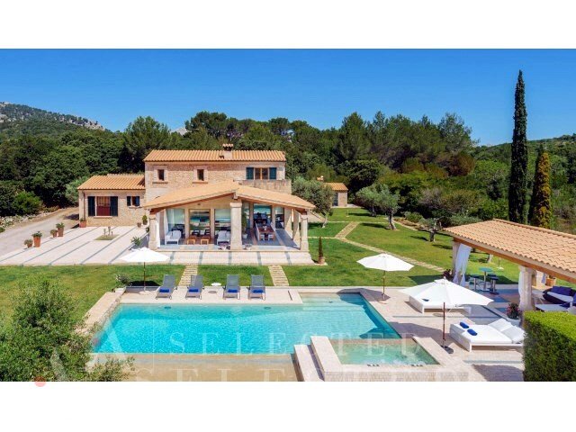 Chalet in Pollenca, Balearic Islands, Spain 2 - 10894475
