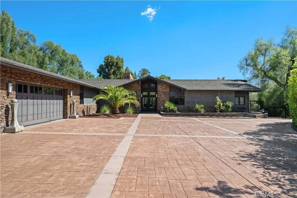 House in Hidden Hills, California, United States 1 - 19147630