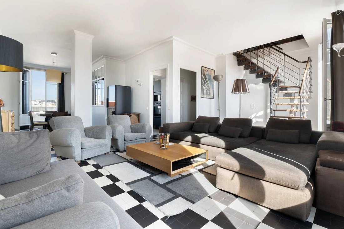 Apartment in Tête d'Or-Foch-Vitton, Lyon 6e Arrondissement, Lyon 4 - 19148375